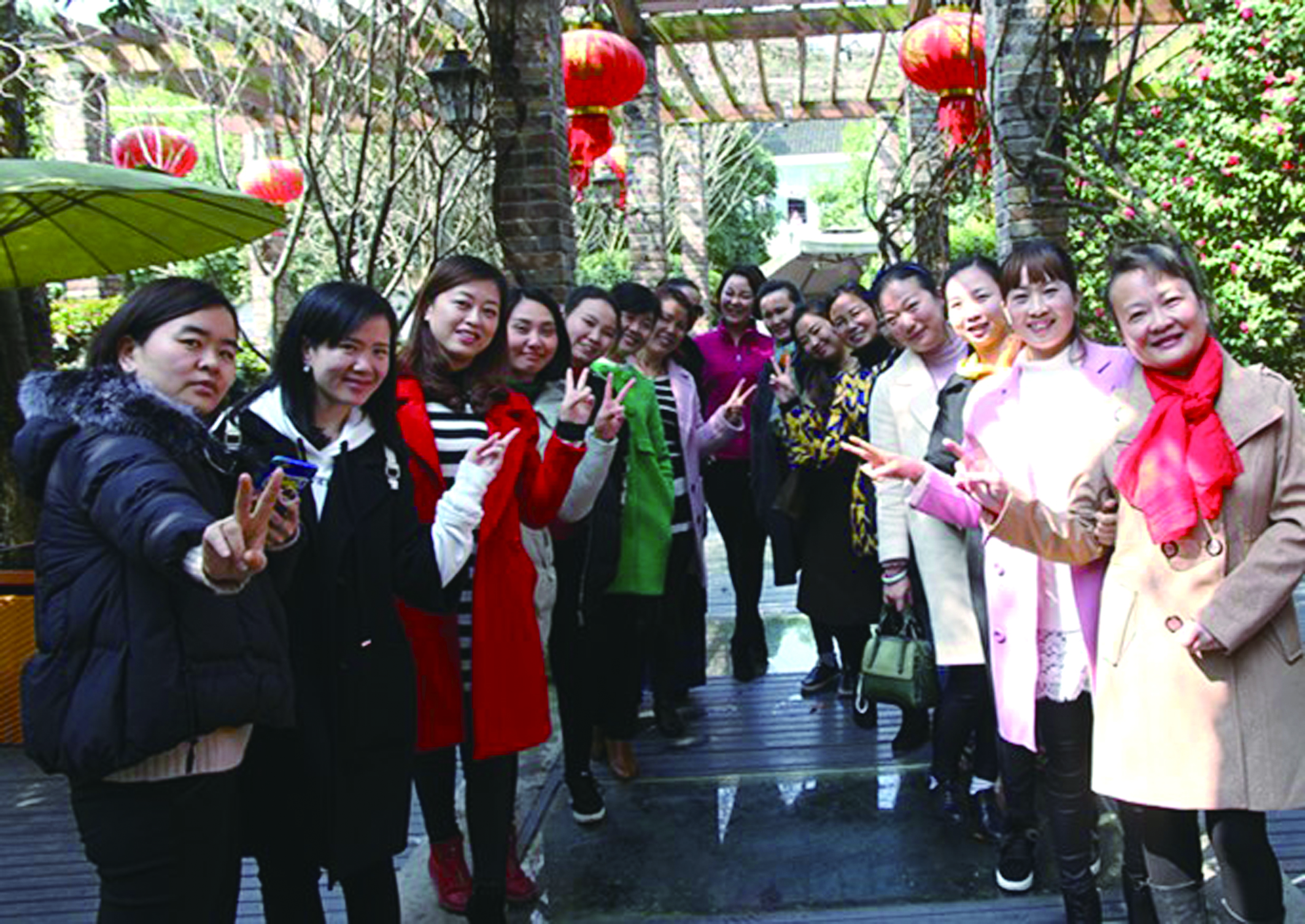 3月8日，集团公司机关组织庆祝“三八”妇女节活动