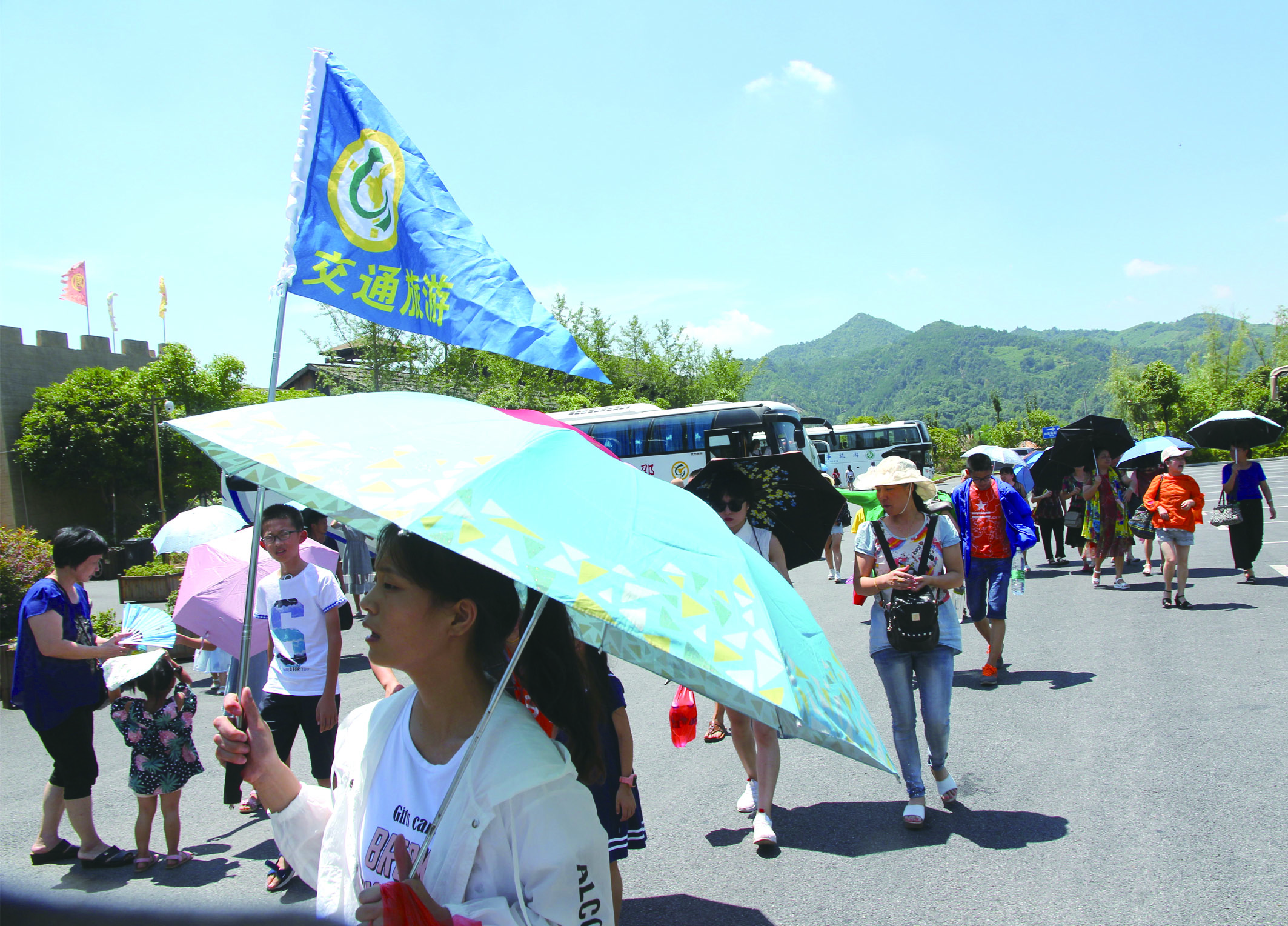 欣  闻 摄影报道