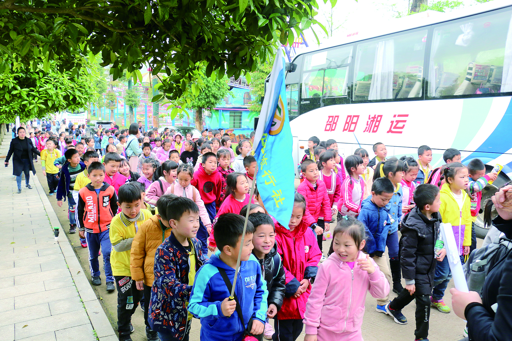 邵阳客运分公司承办研学游呈显特色